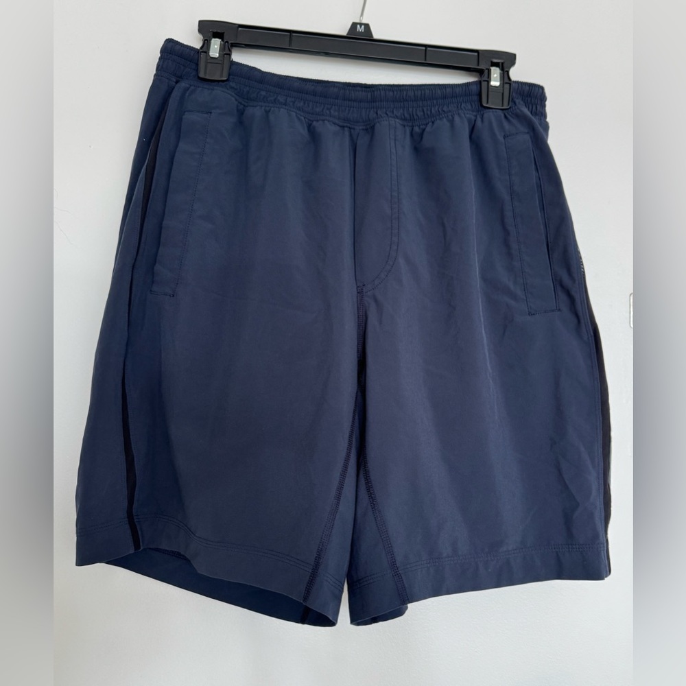 Men’s Lululemon Pacebreaker Lined 8” Medium Blue Shorts